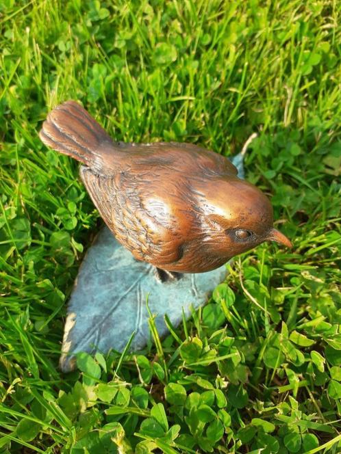 SUPERBE BRONZE DE VIENNE SIGNE(l'oiseau sur feuille), Antiquités & Art, Antiquités | Bronze & Cuivre, Bronze, Enlèvement ou Envoi