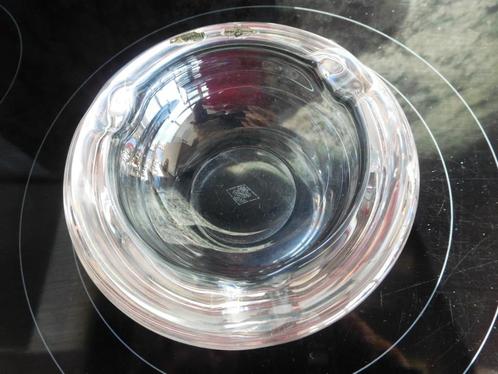 Cendrier/vide poche en cristal de Vannes, Antiquités & Art, Antiquités | Verre & Cristal, Enlèvement ou Envoi
