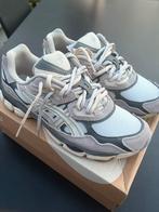 asics gel nyc grey dubbel laces, Vêtements | Hommes, Chaussures, Neuf, Autres couleurs, Chaussures à lacets, Asics