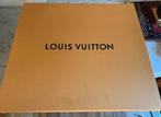 Grote doos   LOUIS VUITTON NEVERFULL met opberghoes, Handtassen en Accessoires, Tassen | Schoudertassen, Ophalen of Verzenden