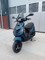 Piaggio Zip 4T Scooter Mat Blauw FULL OPTION (B-Klasse), Enlèvement, Comme neuf, Piaggio Zip