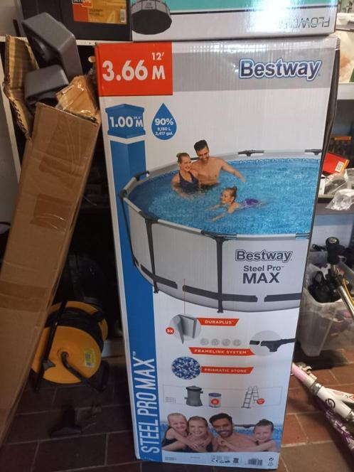 Bestway Steel Pro Max 3,66m x 1m + pomp + ladder + afdekzeil, Tuin en Terras, Zwembaden, Zo goed als nieuw, Opzetzwembad, 80 tot 120 cm
