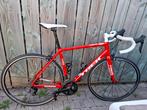Vélo de route Trek Emonda SL 5 rouge/noir, Vélos & Vélomoteurs, Enlèvement, Comme neuf, Carbone